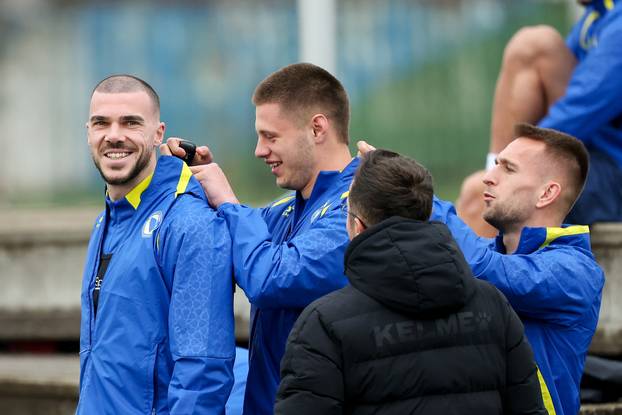 Sarajevo: Trening nogometne reprezentacija BiH uoči finalne utakmice doigravanja za Svjetsko prvenstvo