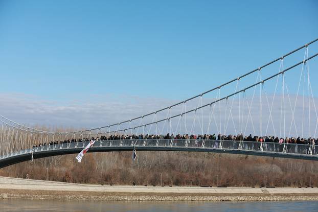 Osijek: Studenti dali podršku kolegama iz Srbije 