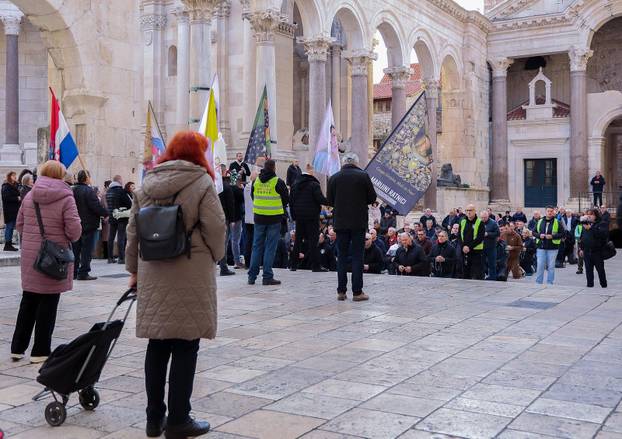 Split: Molitelji na Peristilu okupili su se i ove prve subote u mjesecu