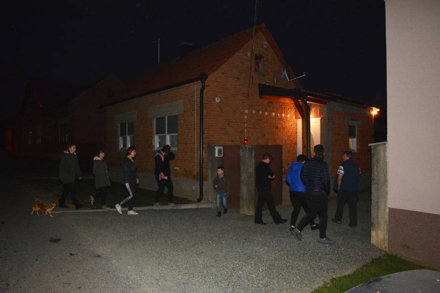 U nesreÄi kod Nove GradiÅ¡ke poginula majka Äetvero djece