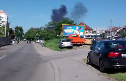 Građani uočili gusti crni dim: Požar u pogonu tvornice Pliva