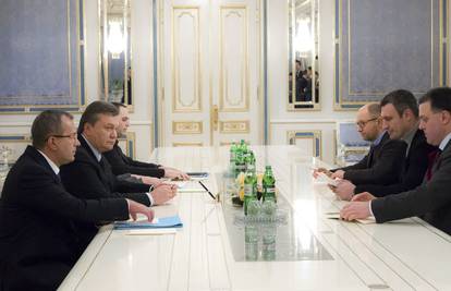 Viktor Janukovič  ponudio je vođi oporbe mjesto premijera