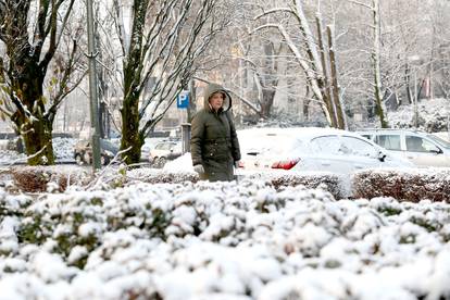 Snijeg na zagrebačkim ulicama