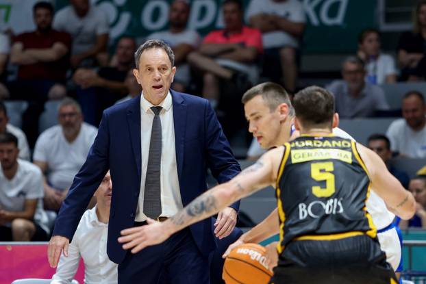 Zadar: Zadar i Split odigrali drugu utakmicu finala doigravanja FavBet Premijer lige