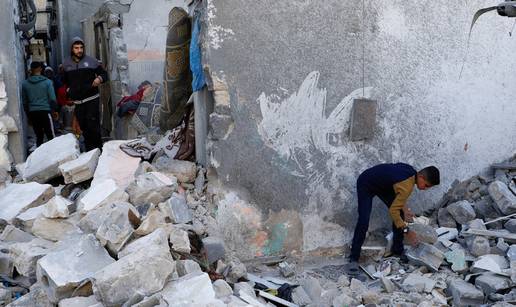 Izraelci raketirali sjever Gaze, najmanje 15 ljudi je poginulo