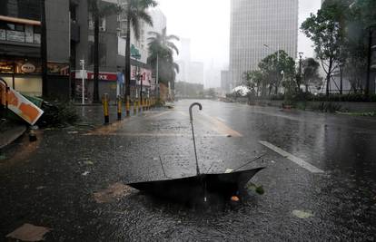 U strahu od naleta tajfuna, evakuirano preko 200.000 ljudi