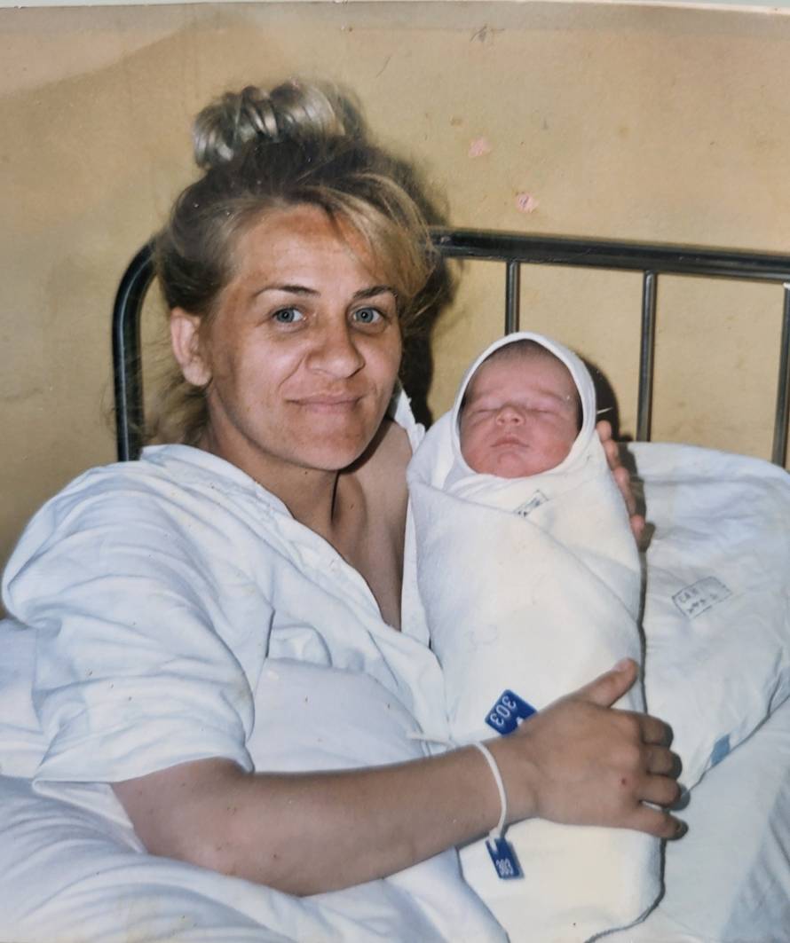 'Majka mi je umirala od bolova, nisam joj mogao pomoći. Oca sam vidio samo jednom...'