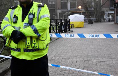 Danima nakon optužbi da je londonski policajac kriv za silovanje - otkrili još jednog
