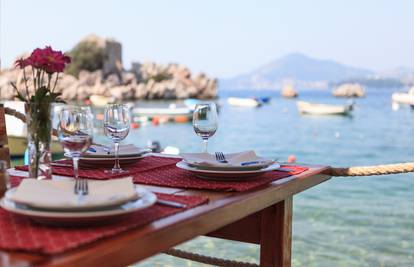 Unatoč koroni u Hrvatsku stižu turisti: Evo kako možete poboljšati rad svog restorana