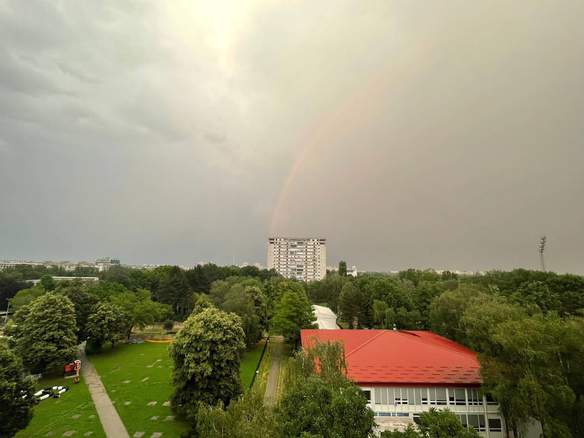 Pogledajte video: Nakon oluje duga na nebu iznad Zagreba