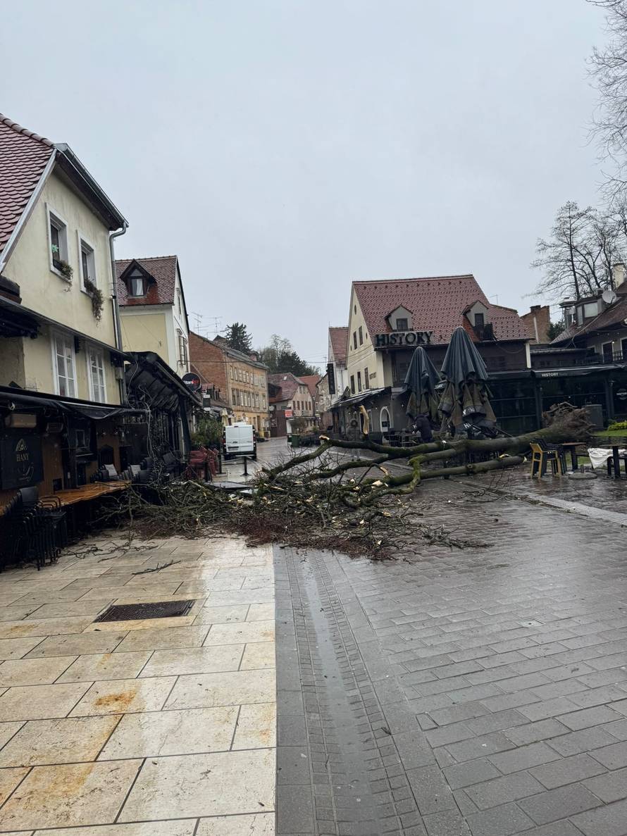 Vatrogasci zatrpani pozivima: 'Nismo mi građevinska tvrtka'