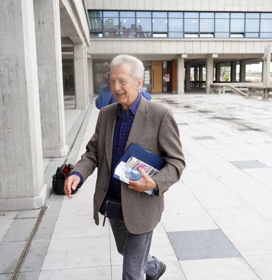 Miroslav Ilić podnio je prijavu protiv Kićine 'crne žene'? Prijeti joj kazna godine dana zatvora