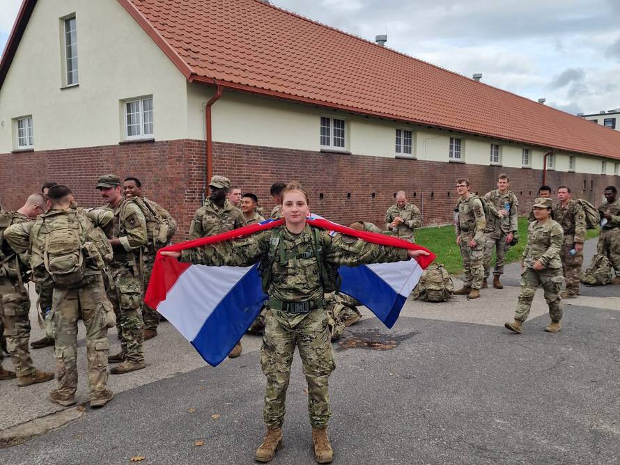 30 kilometara u punoj opremi: Hrvatski vojnici briljirali na  jednom od najtežih natjecanja