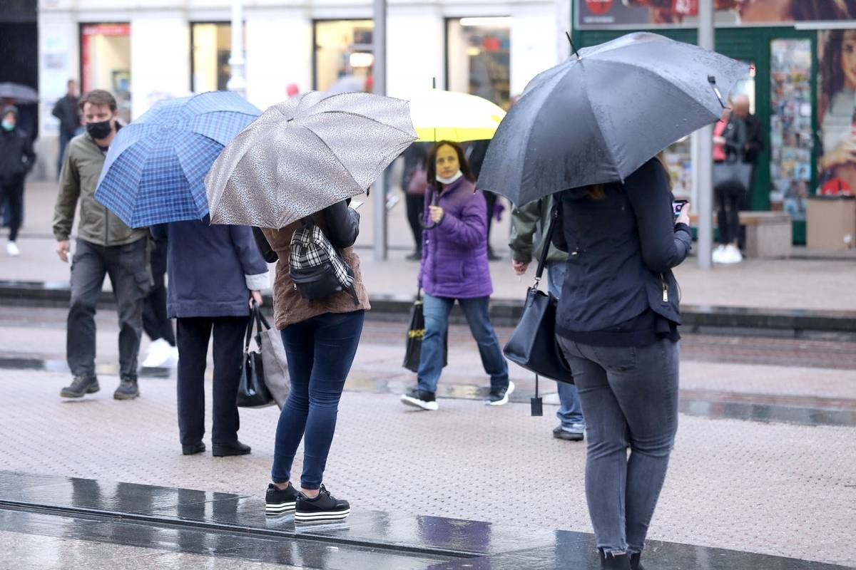 Ne spremajte jakne i kišobrane: Stiže hladna fronta, donosi kišu i grmljavinu, ponegdje i tuču