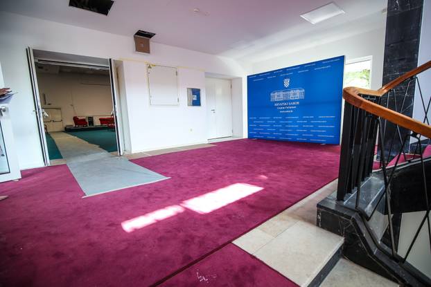 Zagreb: Na Hrvatsko vojno učilište preseljen je Hrvatski Sabor