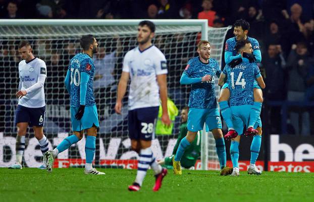 FA Cup - Fourth Round - Preston North End v Tottenham Hotspur