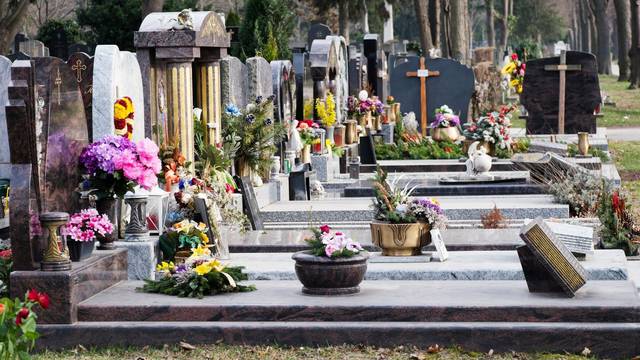 U Zagrebu je omjer kremacije i klasičnog ukopa 50-50