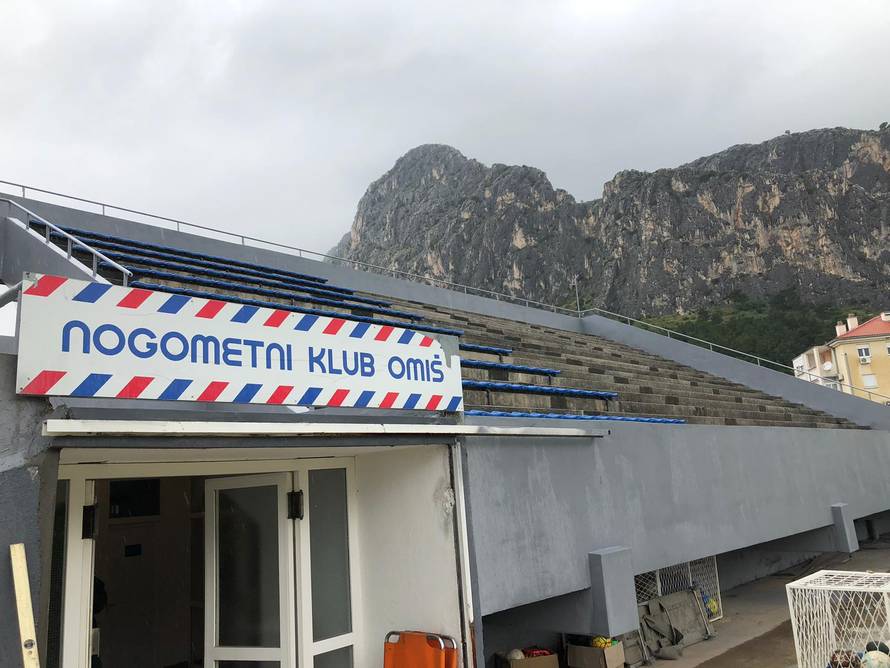 Karte prodaje i kapetan! 'Nema spavanja dok se sve ne sredi!'