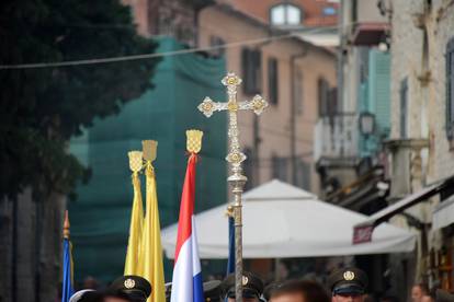 FOTO U Puli velikom procesijom proslavili zaštitnika sv. Tomu