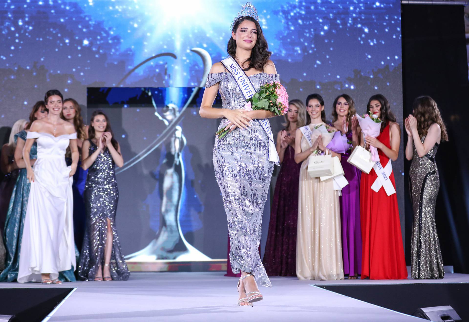Dubrovkinja Ora Antonija naša je nova Miss Universe! Visoka je 185 cm i žiri je osvojila znanjem