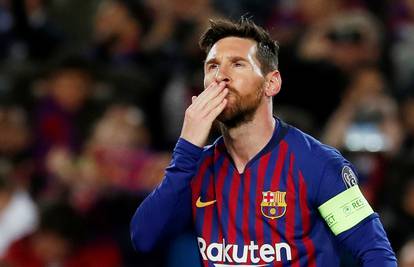 Kralj Messi uništio je Francuze! Pala je petarda, Barca ide dalje