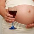 Trudnice ne smiju piti ni malo alkohola - šteti mozgu djeteta