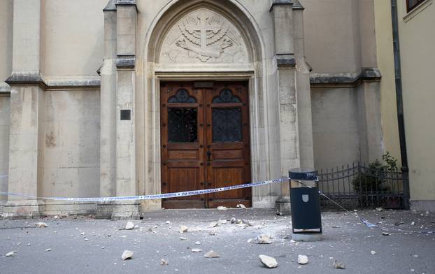 Zagreb: Oštećenja na franjevačkom samostanu Sv. Franje nakon velikog potresa