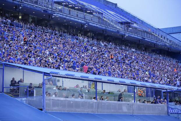 Atmosfera na stadionu Maksimir tijekom utakmice Dinama i Astane