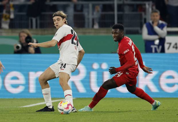 DFB Cup - Semi Final - VfB Stuttgart v Eintracht Frankfurt