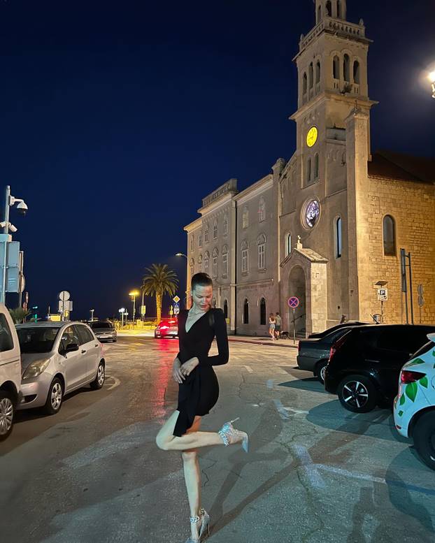 FOTO 'Trogirska Heidi Klum' na Poljudu: Voli Hajduk i brze aute, a zavidi joj i Victoria Beckham