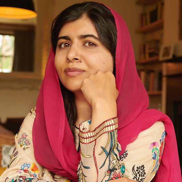 Nobelovka Malala fotkala se u Barbie kutiji pa se našalila sa suprugom: 'On je samo Ken...'