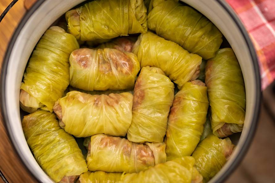 Recept za tradicionalnu sarmu: Jelo od kupusa i mljevenog mesa neizostavan je obrok zime
