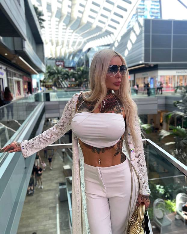 Potrošila je više od milijun eura na izgled, ali kaže da joj se najviše isplatilo prestati piti