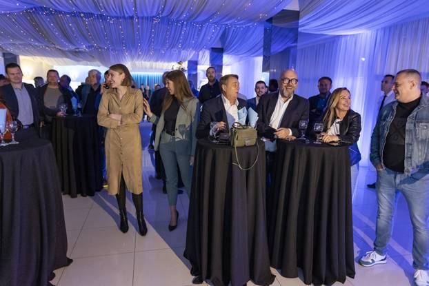 Osijek: Doček izbornih rezultata u stožeru HDZ-a Osječko-baranjske županije