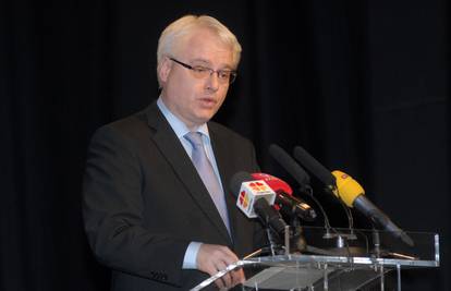 Josipović i Vandoren u petak na konferenciji o ulazu u EU