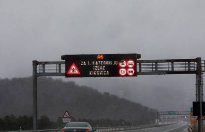 Zbog vjetra ograničenja na A6