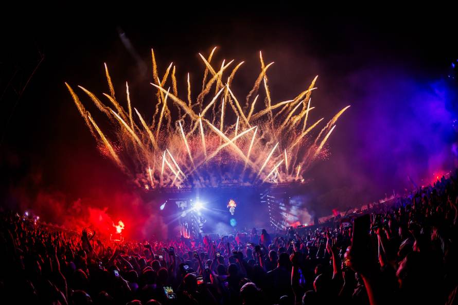 Veliki koncert Marka Perkovića Thompsona u Sinju