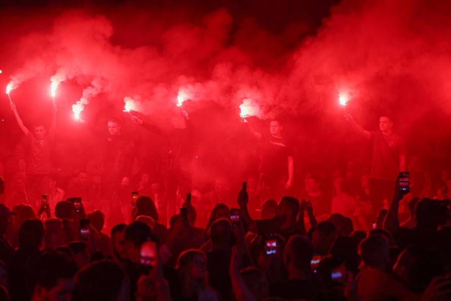 Bakljada u čast poginulim braniteljima povodom Dana branitelja grada Zaprešića