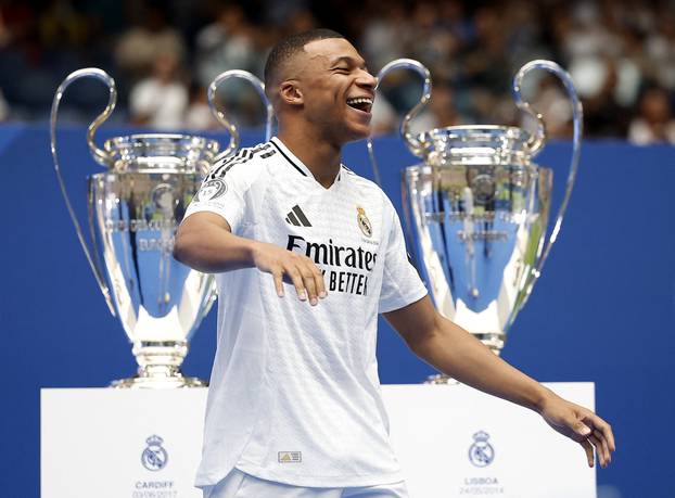 Real Madrid unveil Kylian Mbappe