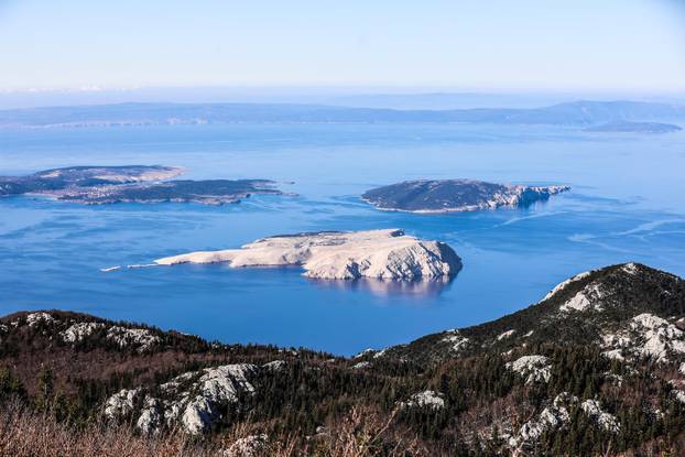 Na današnji dan 1999. proglašen je hrvatski nacionalni park Sjeverni Velebit