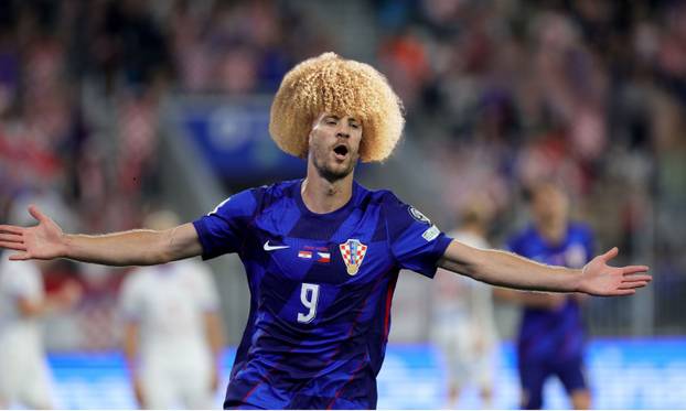 Pogledajte kako bi vatrenima stajala kultna 'valderamica'