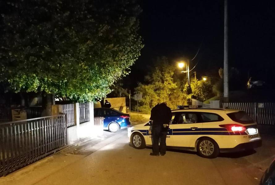 U stanu našli mrtvo tijelo, a drugi muškarac ubrzo preminuo