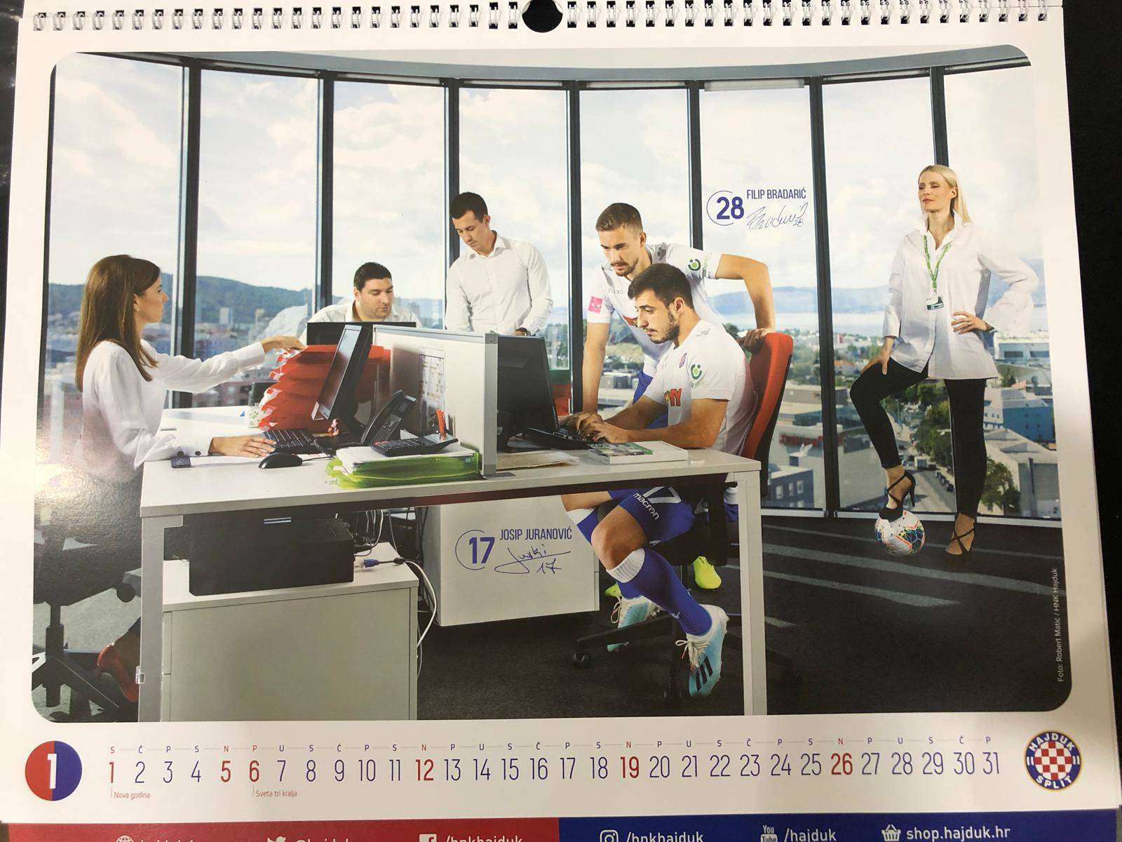 Hajduk predstavio kalendar: Igrači kao kirurzi na operaciji