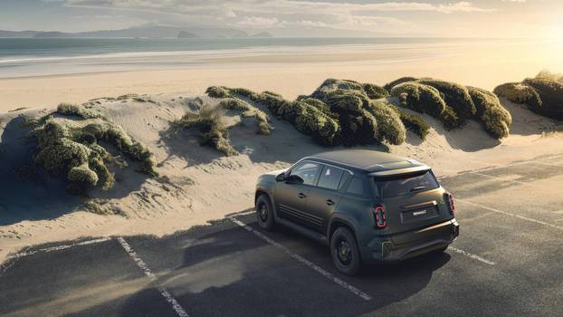 FOTO Povratak legende: Vratio se Renault 4. Veći je od Clija, ide na struju ima i pomični krov