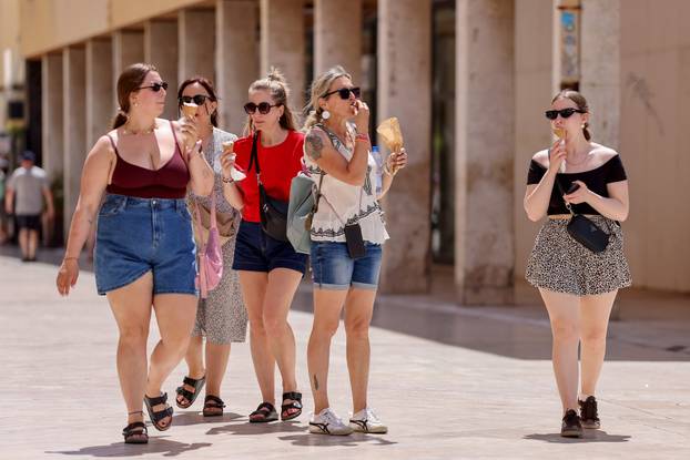 Zadar: Subotnje prijepodne u centru grada
