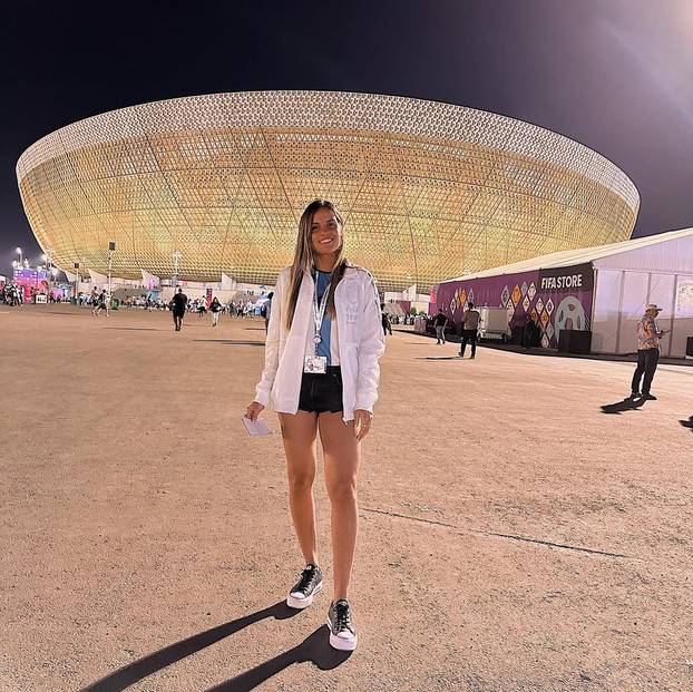 FOTO O potezu njenog momka bruji cijeli svijet. Ona je bivša hokejašica, ali i profesorica...