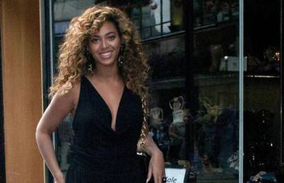 Beyonce izgleda jeftino jer je krivo shvatila stiliste