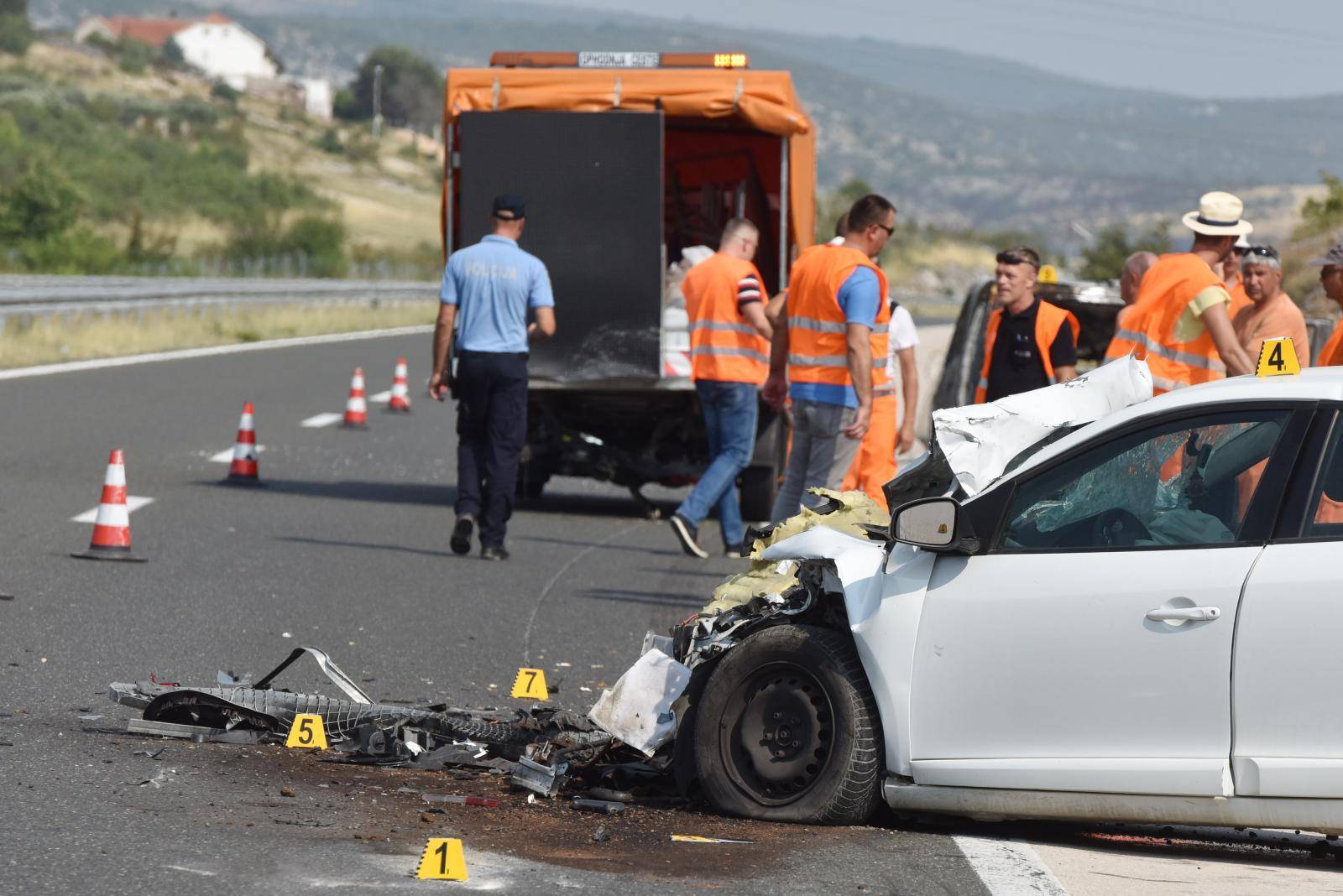 Vrpolje: Jedna osoba ozlijeÄena u prometnoj nesreÄi na autocesti A1