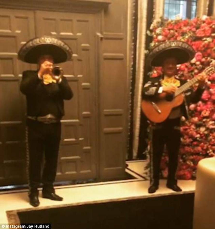 Mariachi za rođendan: Suprug je šokirao još snenu Tamaru