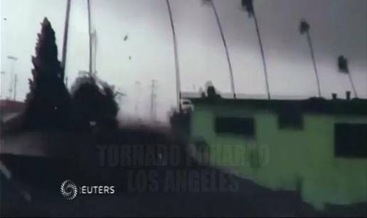 Oluja u Kaliforniji! Tornado se sručio na Los Angeles